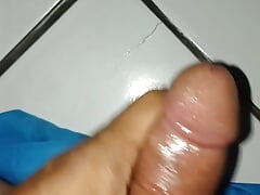 Viral dick shake with oil